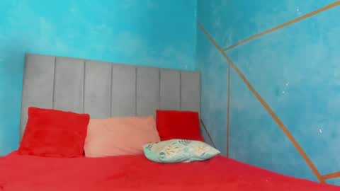 Laura online show from 03.10.25