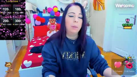 Laura online show from 02.10.25