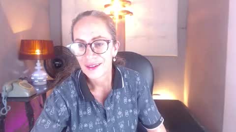 Laura Sofia online show from 02.01.26