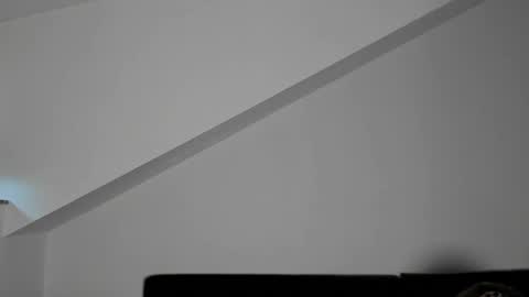 Laura Lara Sommer online show from 04.04.26