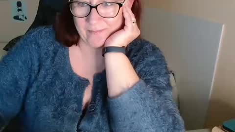 Snapshot of laureanne50 chatting on 12.20.24 laureanne online show from 12.20.24