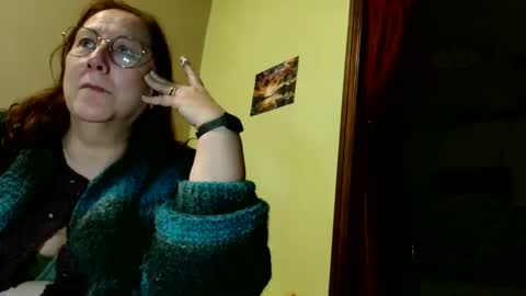 Snapshot of laureanne50 chatting on 01.25.25 laureanne online show from 01.25.25