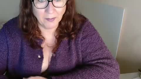 Snapshot of laureanne50 chatting on 01.26.25 laureanne online show from 01.26.25