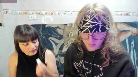 Snapshot of laureles6667 chatting on 05.01.26 Laures666 online show from 05.01.26