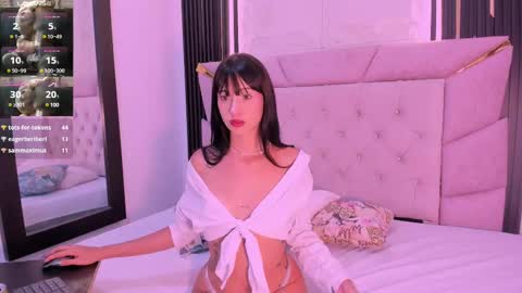 Snapshot of laurem_paulette chatting on 03.04.25 Laurem online show from 03.04.25