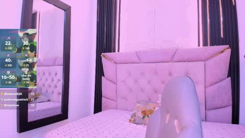 Snapshot of laurem_paulette chatting on 09.09.25 Laurem online show from 09.09.25