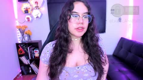  Im Lauren  independent model   online show from 01.14.25