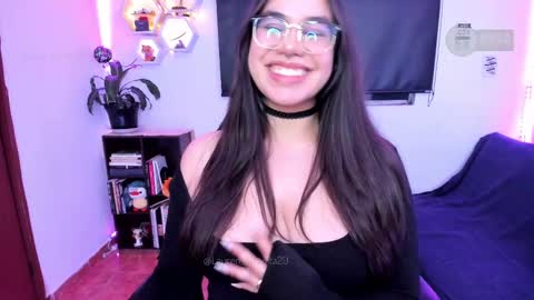  Im Lauren  independent model   online show from 02.13.25