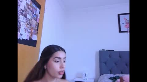 Snapshot of lauren_clauz chatting on 02.26.26 Lauren Clauz online show from 02.26.26