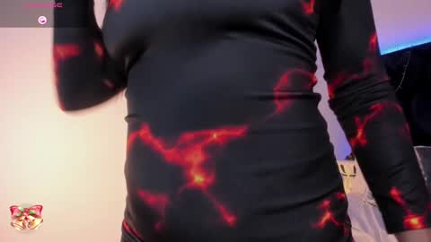 Snapshot of lauren_fit chatting on 01.23.25 Lauren online show from 01.23.25