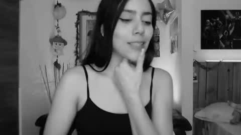 Snapshot of lauren_sweet7 chatting on 12.16.24 Lauren online show from 12.16.24