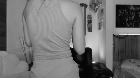 Snapshot of lauren_sweet7 chatting on 12.17.24 Lauren online show from 12.17.24