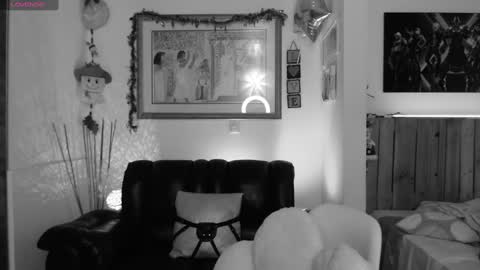 Snapshot of lauren_sweet7 chatting on 12.23.24 Lauren online show from 12.23.24