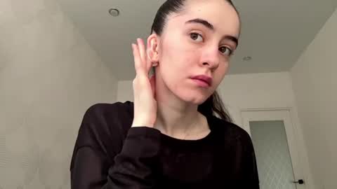 Snapshot of laurenadupuy chatting on 07.19.26 laurenadupuy online show from 07.19.26