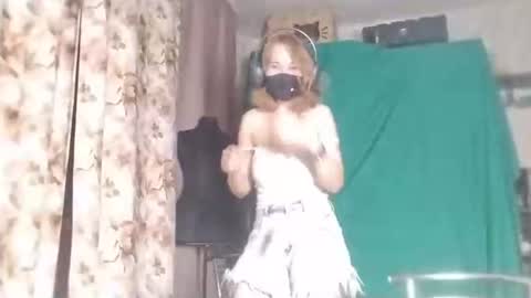 Snapshot of laurenehadson chatting on 07.28.26 Marge online show from 07.28.26