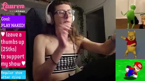 Snapshot of laurenipsumsit chatting on 02.27.25 Lauren online show from 02.27.25