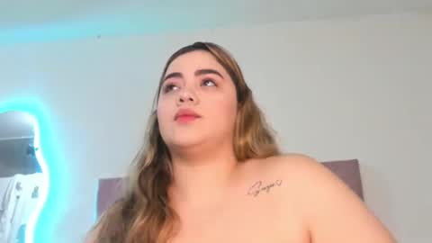 laurenlaine online show from 10.17.25