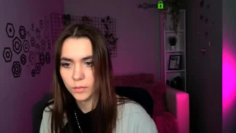 Snapshot of laurenmurrr chatting on 04.19.26 Laure online show from 04.19.26
