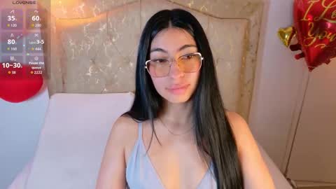 laurenn_smitth online show from 02.17.26
