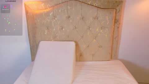 laurenn_smitth online show from 03.24.26