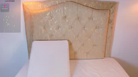 laurenn_smitth online show from 04.04.26