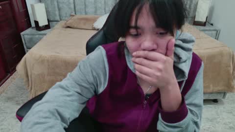 laurent online show from 04.11.26