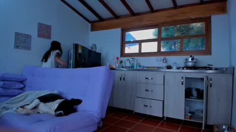 Snapshot of laurent_a chatting on 02.28.25 Lucie online show from 02.28.25