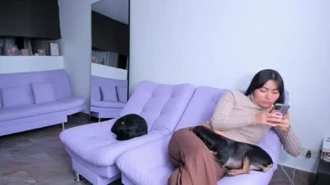 Snapshot of laurent_a chatting on 09.27.25 Lucie online show from 09.27.25