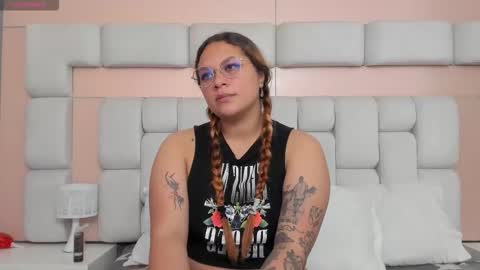 Laurent online show from 02.22.26