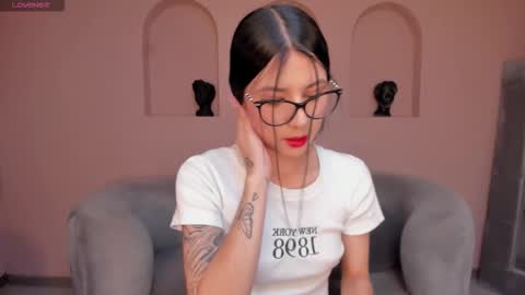 Lau  online show from 12.14.25