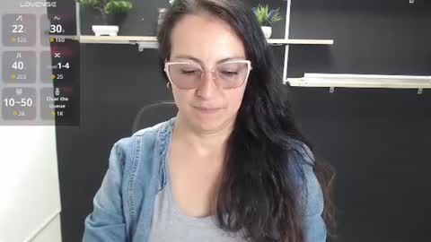 Laury  online show from 06.30.26