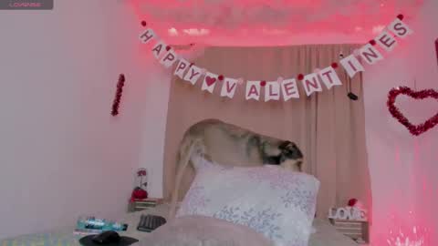 Snapshot of lauu_g chatting on 02.04.25 Lauu G online show from 02.04.25