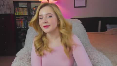 Snapshot of lavender_tender chatting on 09.13.25 Lav online show from 09.13.25