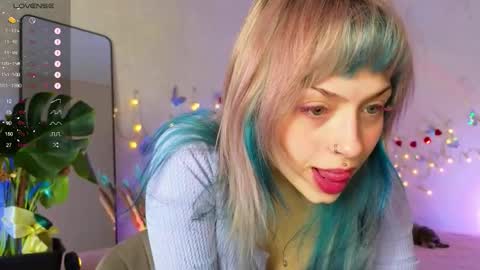 Snapshot of lavenderlav chatting on 02.08.26 Melissa online show from 02.08.26