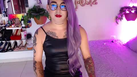 Cristina online show from 10.26.25