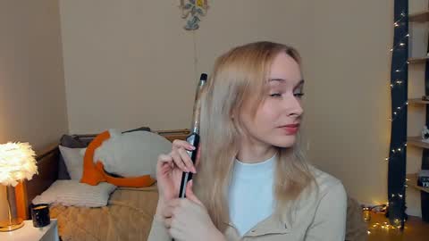 Snapshot of lavernewendland chatting on 03.28.26 lavernewendland online show from 03.28.26