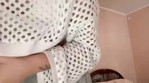 Snapshot of lawanalezama chatting on 11.14.25 Ann online show from 11.14.25