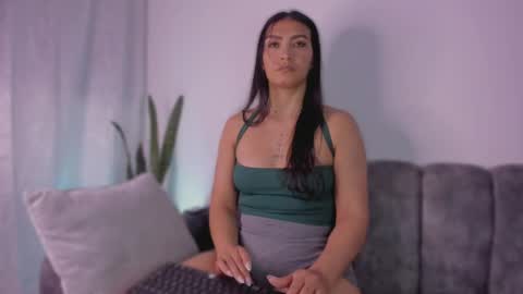 laya online show from 04.19.26