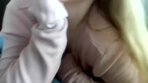 layannalea online show from 03.11.25