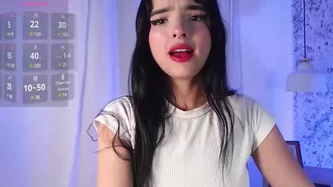 Snapshot of layla_crazybaby chatting on 01.29.25 Natalia online show from 01.29.25