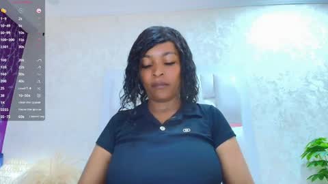 L A Y L A online show from 04.11.26