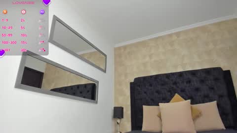 Layla Mackenzie  online show from 03.31.26