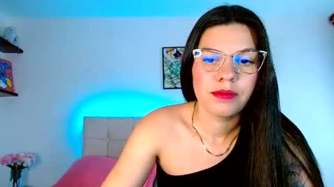 Snapshot of layla_roma chatting on 07.05.26 Lia and Rachel online show from 07.05.26