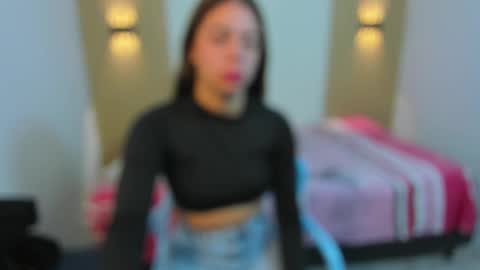 Snapshot of laylaember chatting on 01.18.26 LaylaEmber online show from 01.18.26