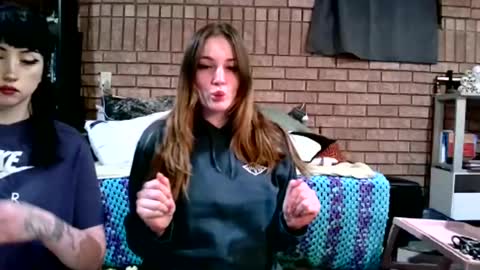 Layla Kills online show from 12.20.24