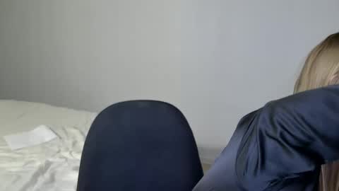 Snapshot of laylapretty001 chatting on 01.03.25 LaylaPretty001 online show from 01.03.25