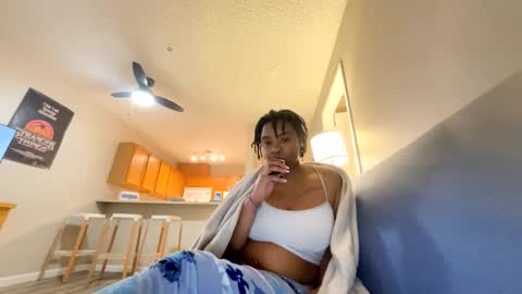 Snapshot of laylarose6 chatting on 02.03.26 Layla Ros online show from 02.03.26