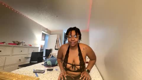 Snapshot of laylarose6 chatting on 02.05.26 Layla Ros online show from 02.05.26