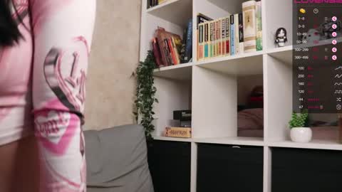 Snapshot of lazynut chatting on 09.17.25 Lisa online show from 09.17.25