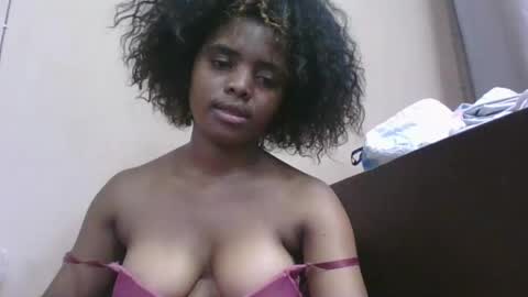 lea96546 online show from 03.26.26